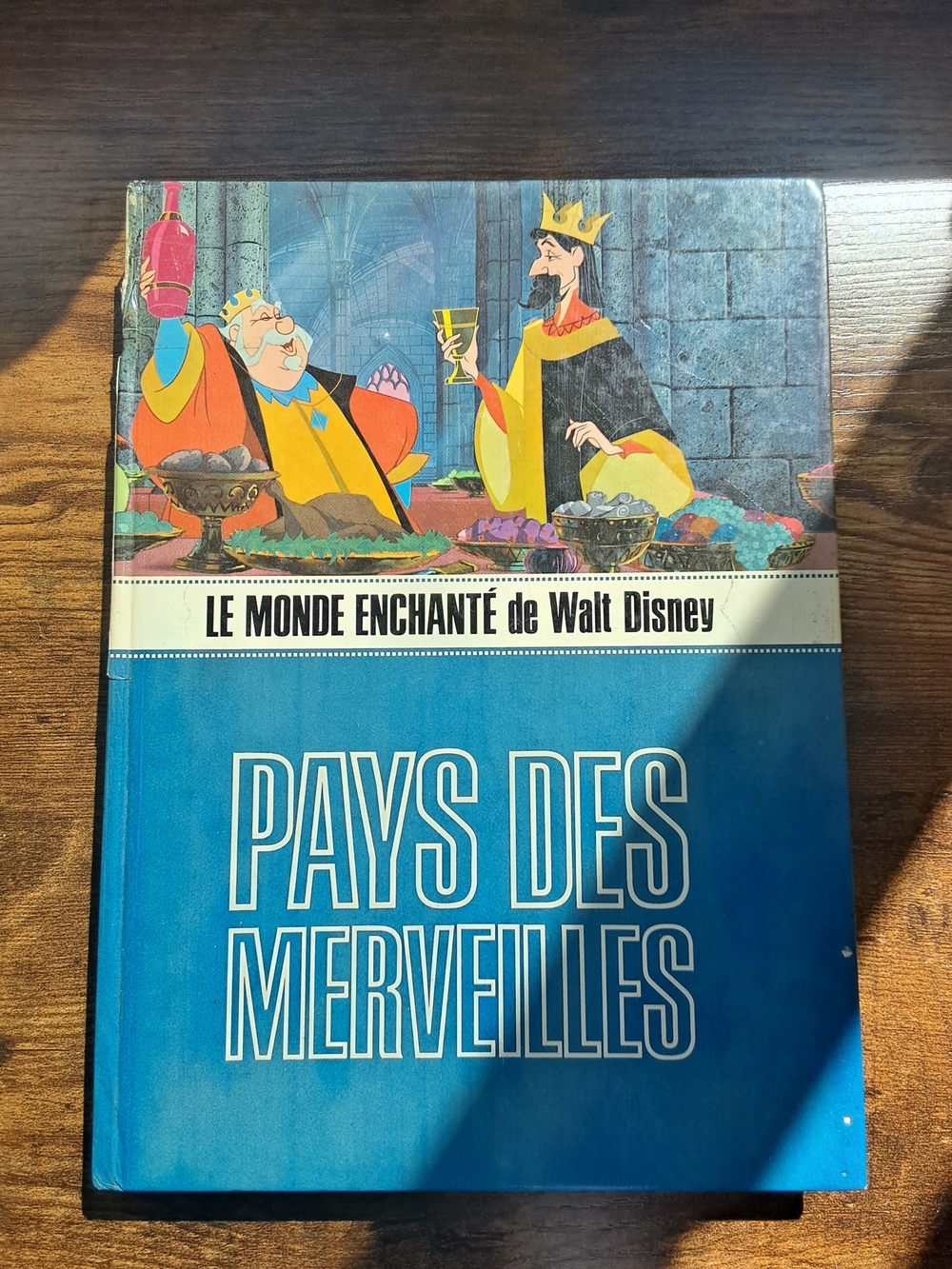 Vintage Pays des Merveilles - Le Monde Enchanté de Walt Disney